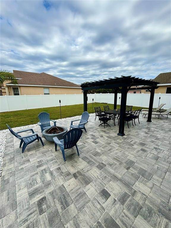 4. Residential Lease at 2906 127th PLACE Parrish, Florida 34219 United States