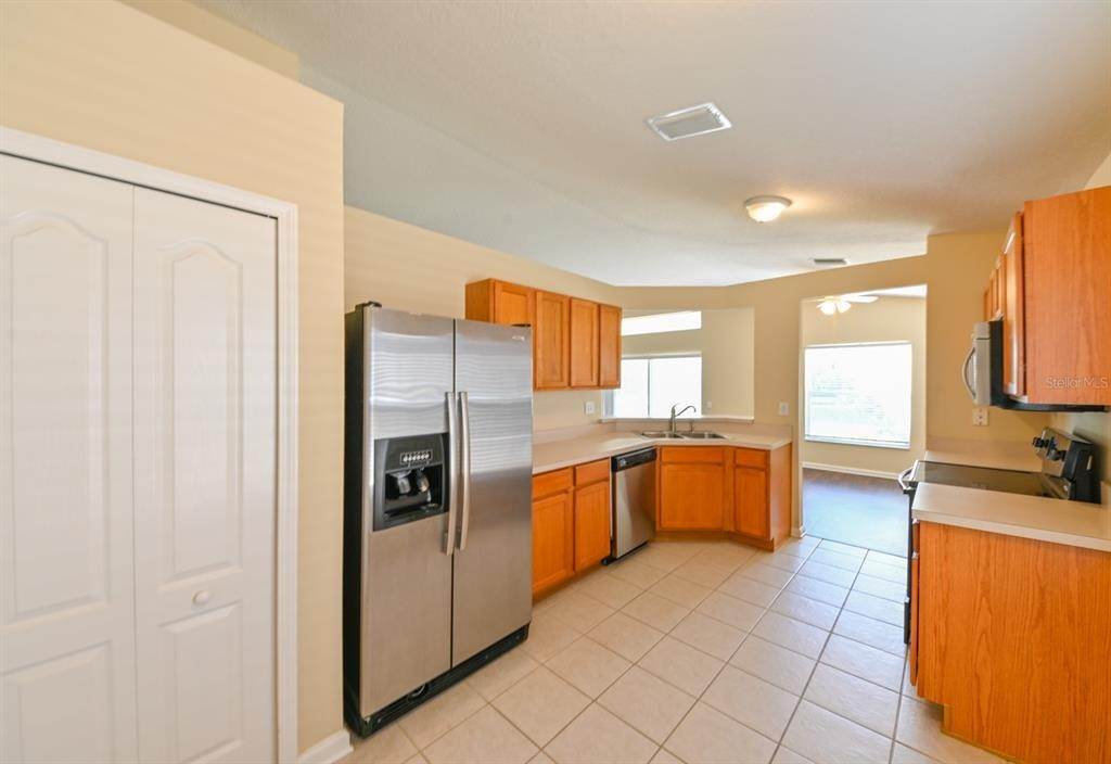 10. Single Family Homes for Sale at 19302 Otters Wick WAY Land O' Lakes, Florida 34638 United States