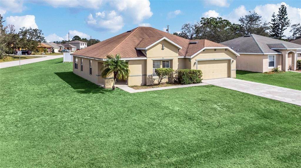 8. Single Family Homes for Sale at 110 Conch DRIVE Poinciana, Florida 34759 United States