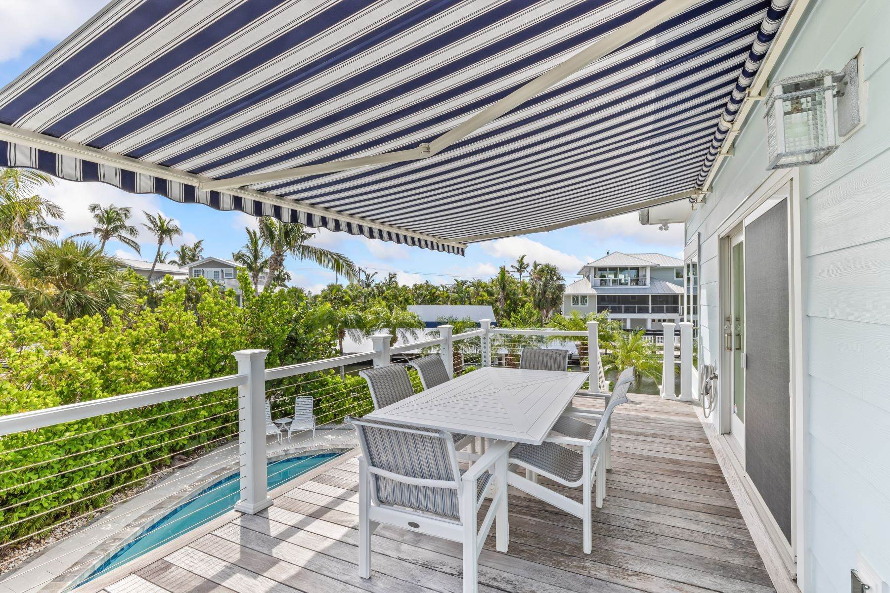 7. Single Family Homes for Sale at 225 Waterways Avenue Boca Grande, Florida 33921 United States