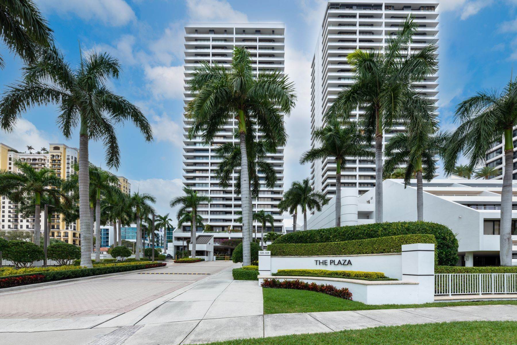 Condominiums 为 销售 在 The Plaza TH3G 529 S Flagler Drive, TH3G 西棕榈滩, 佛罗里达州 33401 美国
