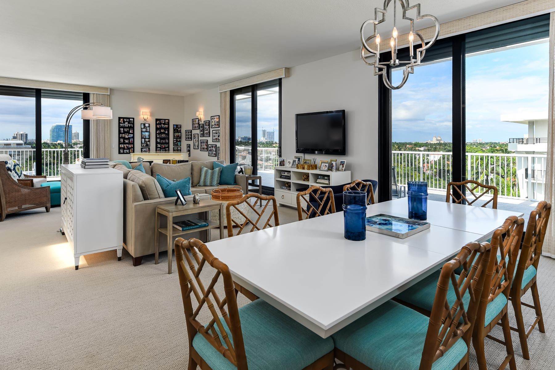 Condominiums 为 销售 在 Magnificent Corner Penthouse 400 S Ocean Boulevard, PH-A 棕榈滩, 佛罗里达州 33480 美国