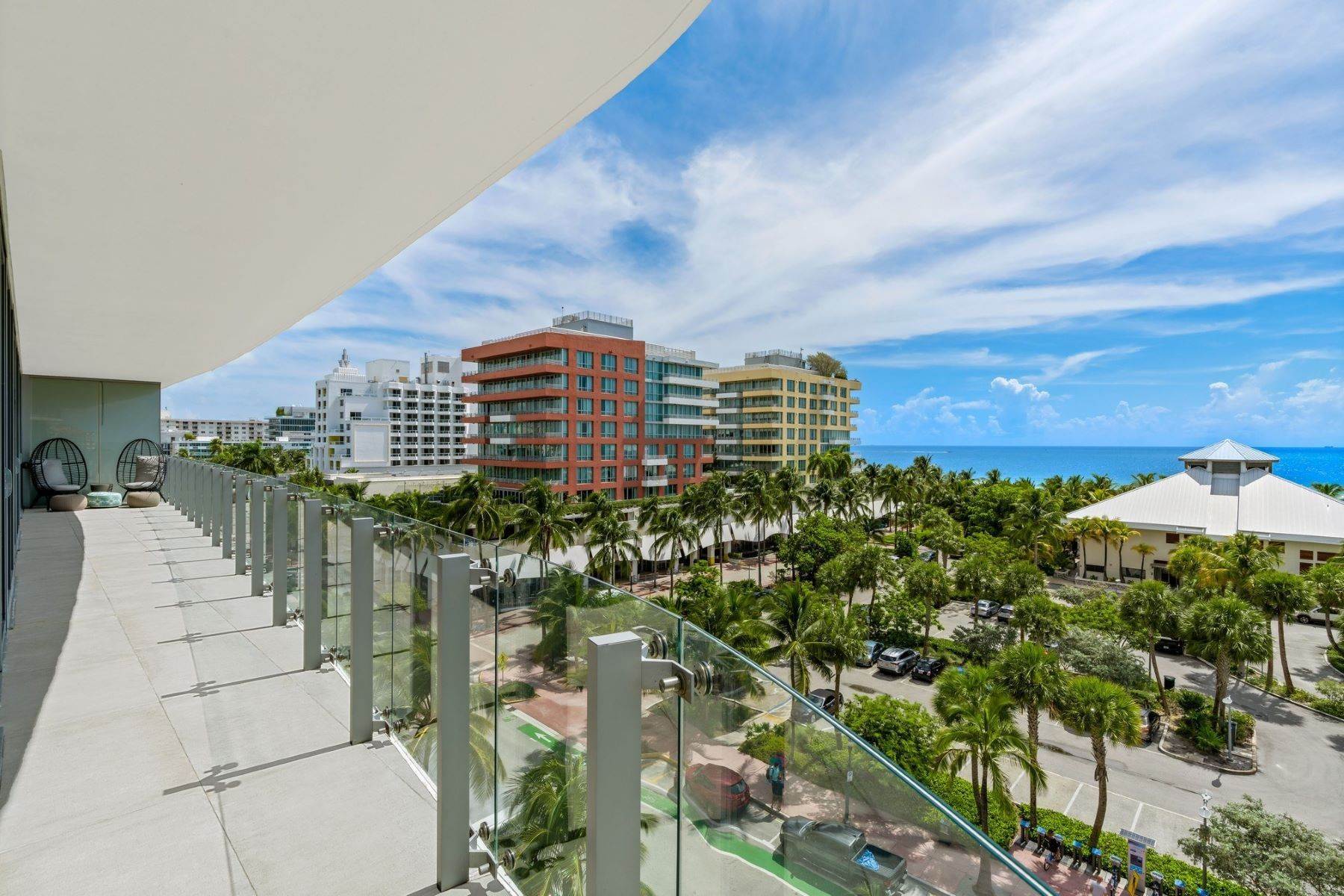 Condominiums 在 1 Collins Ave, #607, Miami Beach, FL 1 Collins Ave, 607 迈阿密海滩, 佛罗里达州 33139 美国