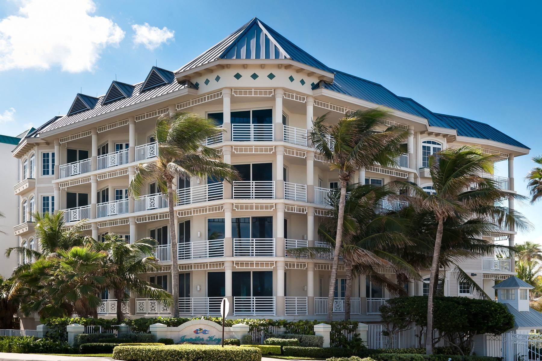 Condominiums for Sale at 120 Jupiter Key Rd Jupiter, Florida 33477 United States